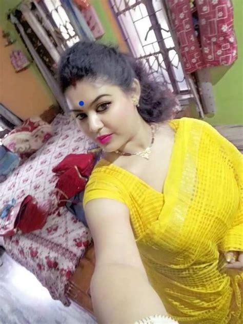 hyderabad aunty photos|Women.